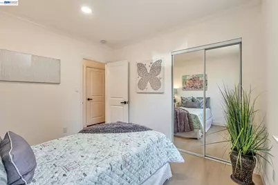 6927 Sunkist Dr, Oakland, CA 94605 - Photo 21