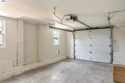 6927 Sunkist Dr, Oakland, CA 94605 - Photo 29