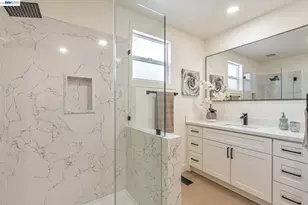 6927 Sunkist Dr, Oakland, CA 94605 - Photo 27