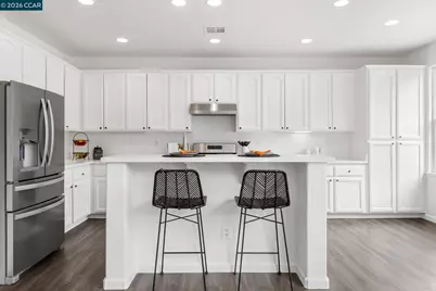 5700 Oakmont Dr, Richmond, CA 94806 - Photo 11