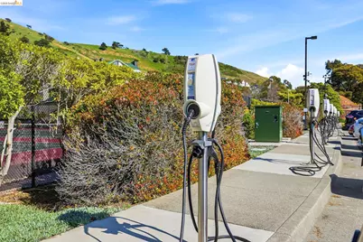 1200 Brickyard Way #412, Richmond, CA 94801 - Photo 31