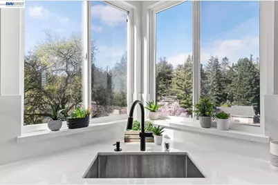 1048 Peppermill Ct, Concord, CA 94518 - Photo 23