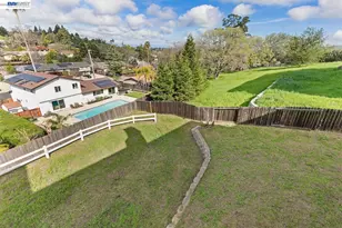 1048 Peppermill Ct, Concord, CA 94518 - Photo 45