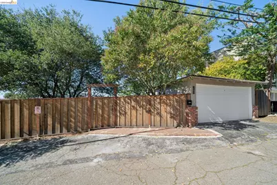 6411 Snake Road, Oakland, CA 94611 - Photo 3