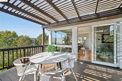 6411 Snake Road, Oakland, CA 94611 - Photo 19