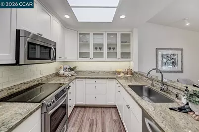 2717 Ptarmigan Dr #2, Walnut Creek, CA 94595 - Photo 7