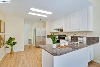 4691 Rousillon Ave, Fremont, CA 94555 - Photo 19