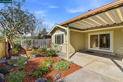 6538 Stonecroft Ter, Santa Rosa, CA 95409 - Photo 9