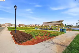 369 Parkfield Way, Oakley, CA 94561 - Photo 35