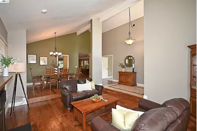 8133 Via Zapata, Dublin, CA 94568 - Photo 17