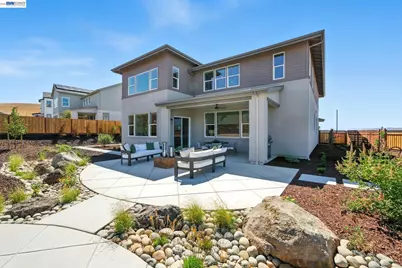 1658 Wren Street, Dublin, CA 94568 - Photo 5