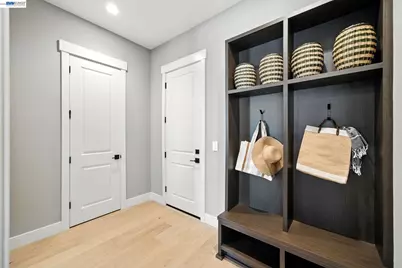 1658 Wren Street, Dublin, CA 94568 - Photo 29