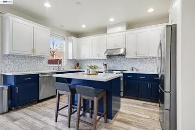 3092 Madsen St, Hayward, CA 94541 - Photo 1