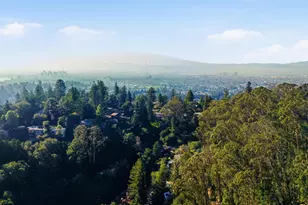 6416 Valley View Rd, Oakland, CA 94611 - Photo 51