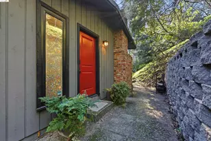 6416 Valley View Rd, Oakland, CA 94611 - Photo 3