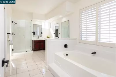 2042 Smith Ln, Concord, CA 94518 - Photo 23