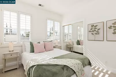 2042 Smith Ln, Concord, CA 94518 - Photo 27