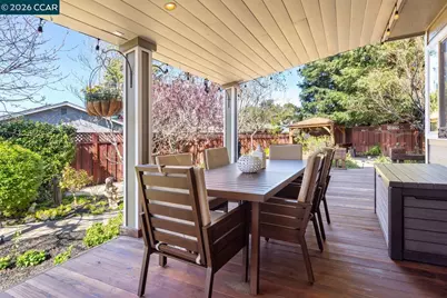 2042 Smith Ln, Concord, CA 94518 - Photo 33