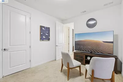 16172 Abernathy Ct, Lathrop, CA 95330 - Photo 17