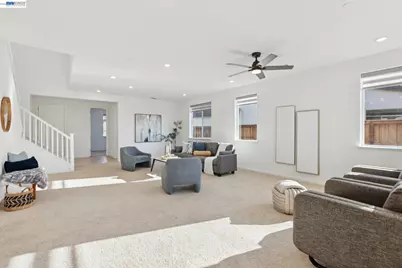 16172 Abernathy Ct, Lathrop, CA 95330 - Photo 9