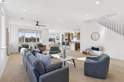 16172 Abernathy Ct, Lathrop, CA 95330 - Photo 7