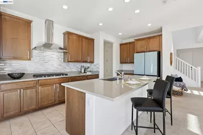 16172 Abernathy Ct, Lathrop, CA 95330 - Photo 15