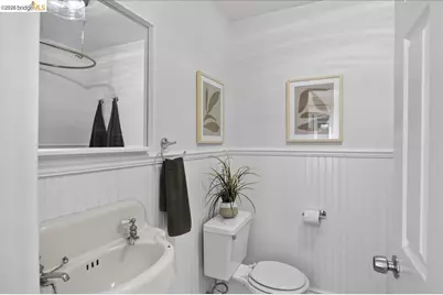 4030 Lusk St, Oakland, CA 94608 - Photo 23