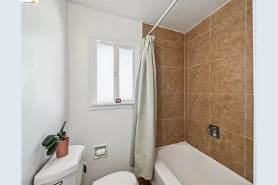 712 40th St, Richmond, CA 94805 - Photo 23