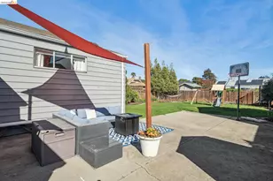 712 40th St, Richmond, CA 94805 - Photo 29