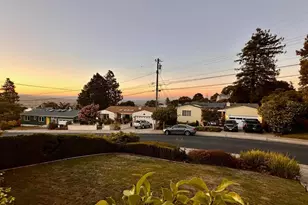 325 Landfair Ave, San Mateo, CA 94403 - Photo 3