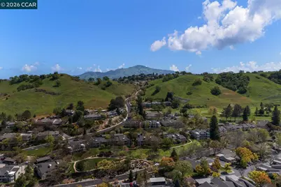 2057 Golden Rain Rd #8, Walnut Creek, CA 94595 - Photo 31