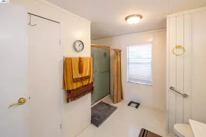 1438 Buckingham Way, Hayward, CA 94544 - Photo 15