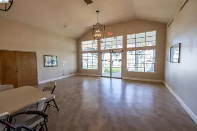 1438 Buckingham Way, Hayward, CA 94544 - Photo 35