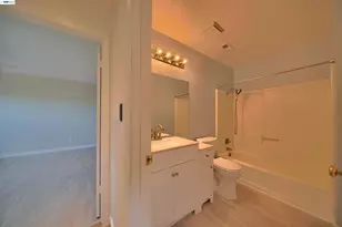 1425 Forest Dr, Turlock, CA 95380 - Photo 27