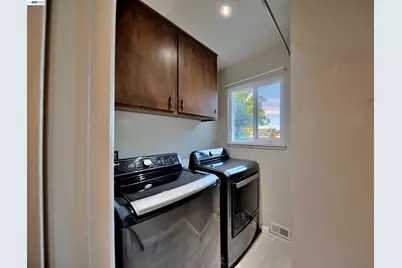 1425 Forest Dr, Turlock, CA 95380 - Photo 11