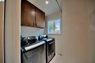 1425 Forest Dr, Turlock, CA 95380 - Photo 13