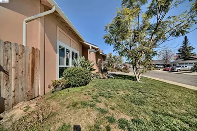 1425 Forest Dr, Turlock, CA 95380 - Photo 39