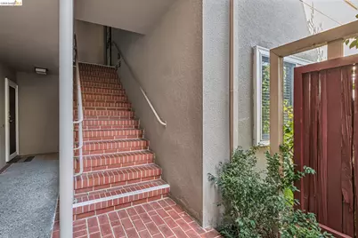1519 Oxford St #E, Berkeley, CA 94709 - Photo 31