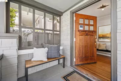 4610 San Sebastian Avenue, Oakland, CA 94602 - Photo 3