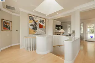 51 Seminary Cove Dr, Mill Valley, CA 94941 - Photo 15