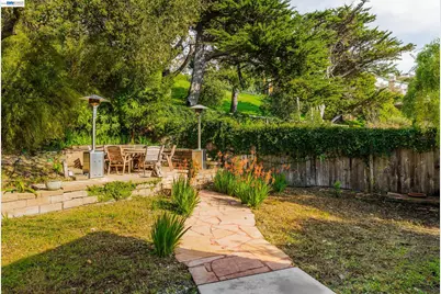 51 Seminary Cove Dr, Mill Valley, CA 94941 - Photo 39