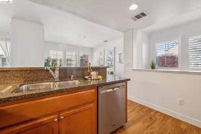 2153 Northshore Dr, Richmond, CA 94804 - Photo 15