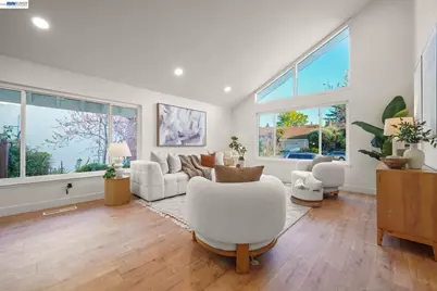 1115 Bartlett Creek Ct, San Jose, CA 95120 - Photo 5