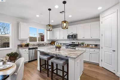 2525 Modena Dr., Pittsburg, CA 94565 - Photo 11