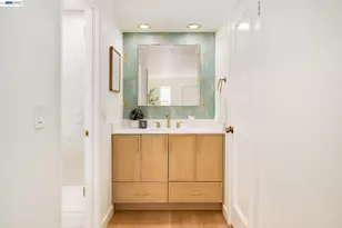 6558 Lucas Ave, Oakland, CA 94611 - Photo 27