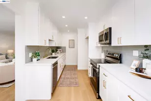 6558 Lucas Ave, Oakland, CA 94611 - Photo 13