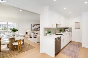 6558 Lucas Ave, Oakland, CA 94611 - Photo 11