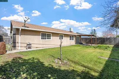 9156 Castlebar Way, Sacramento, CA 95826 - Photo 23