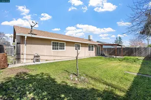 9156 Castlebar Way, Sacramento, CA 95826 - Photo 23