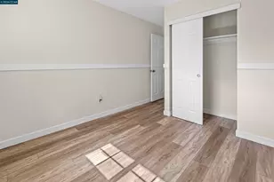 9156 Castlebar Way, Sacramento, CA 95826 - Photo 17